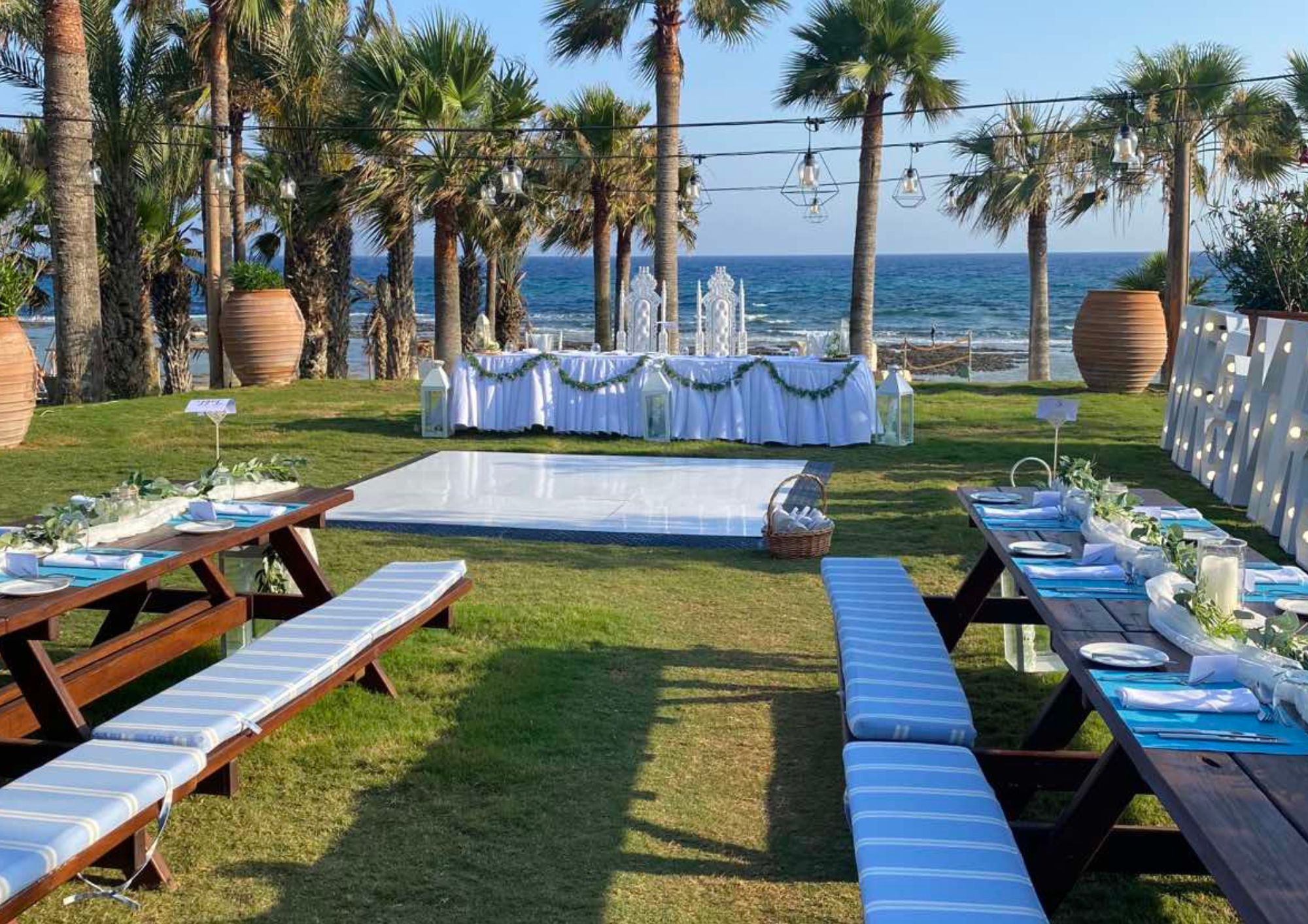 Book your wedding day in Atlantica Mare Village 